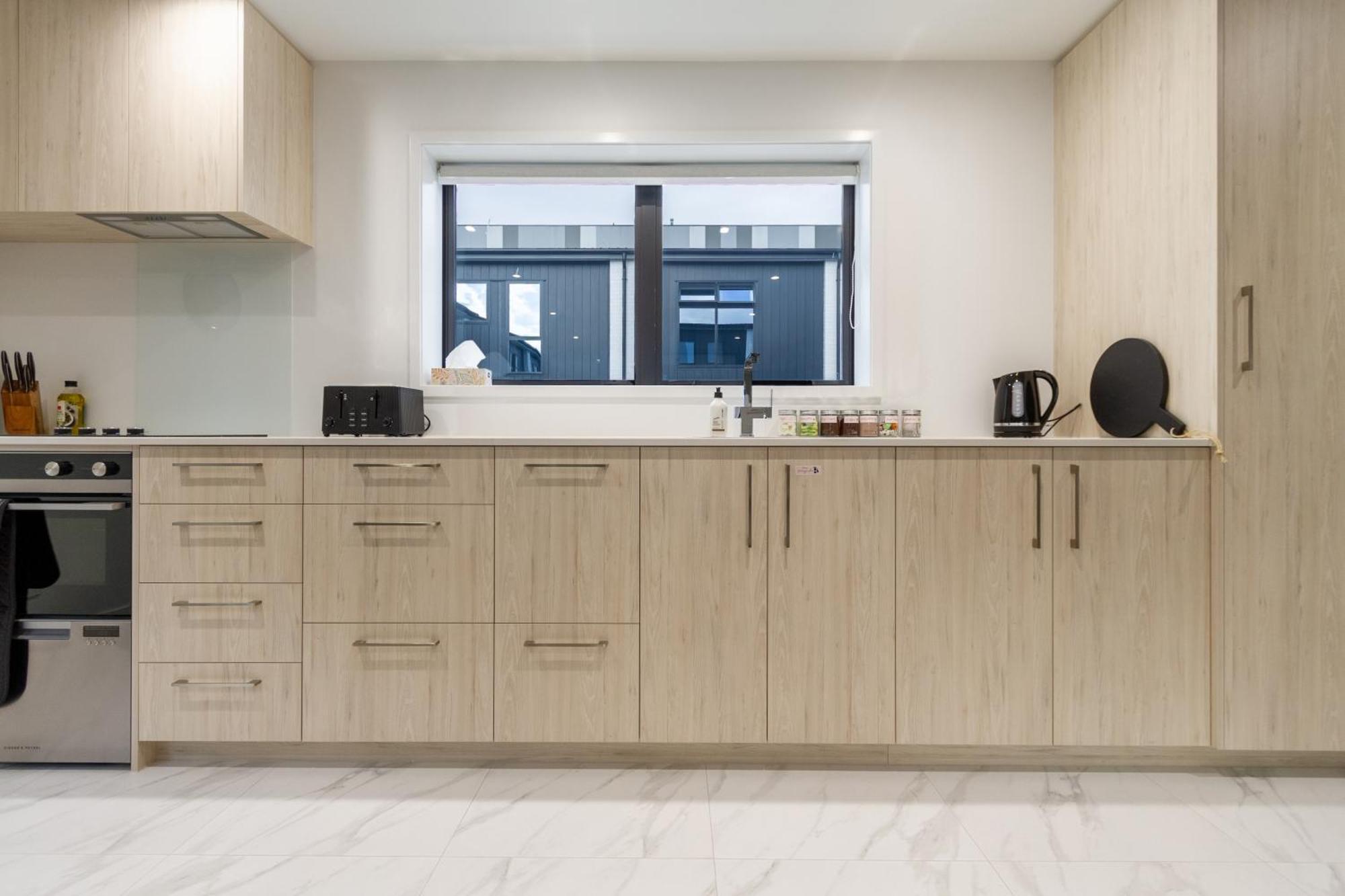 Discover Elegance - New Central Haven. 3 Bedroom Christchurch Exterior photo